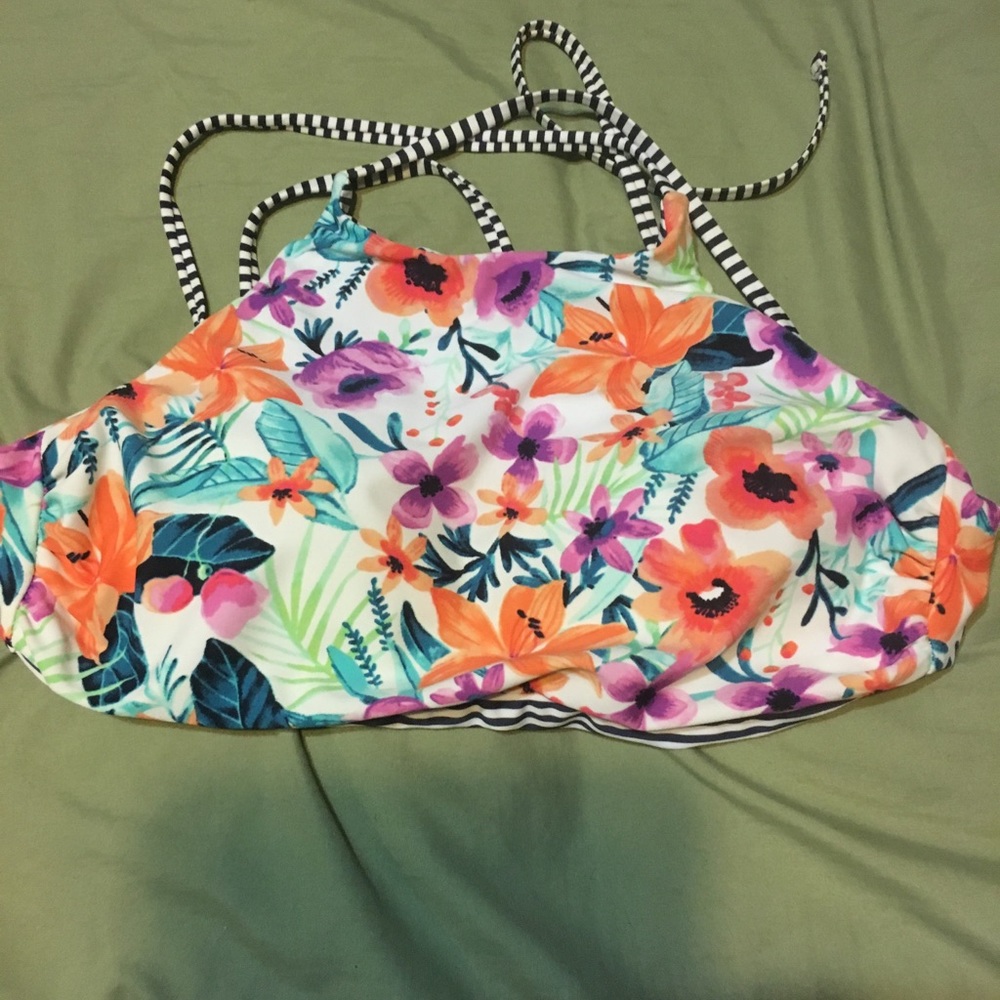 Reversible m/l swim top